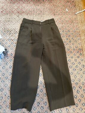 Aritzia The Effortless Pant — Dark Olive